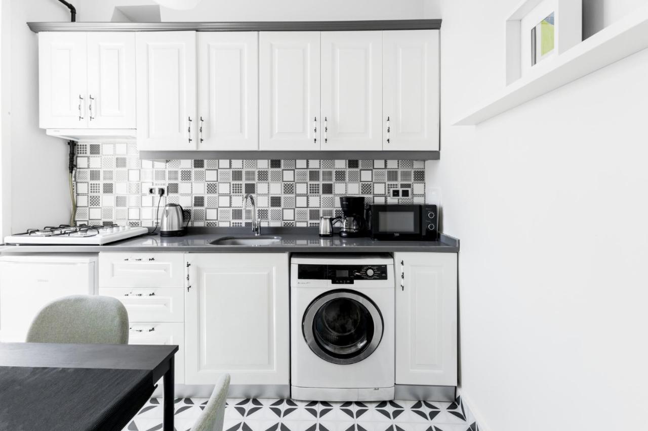Modern Flat 5 Min To Galata Tower In Istiklal Ave Leilighet Istanbul Eksteriør bilde